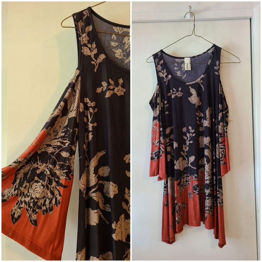 Lovely J Cold Shoulder TopSize